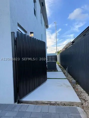 13623 SW 184th Terrace Miami FL 33177