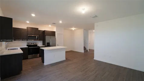 2411 SE 10th Street Homestead FL 33035