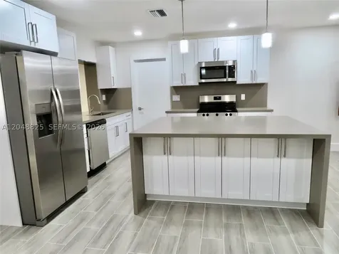 1030 SW 96th Avenue Miami FL 33174