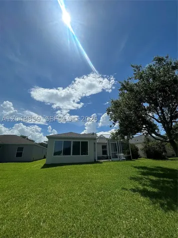 1112 W 13th Square Vero Beach FL 32960