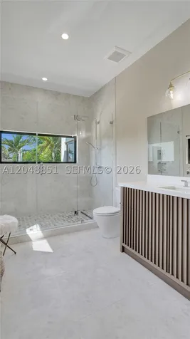 113 Holiday Drive Hallandale Beach FL 33009