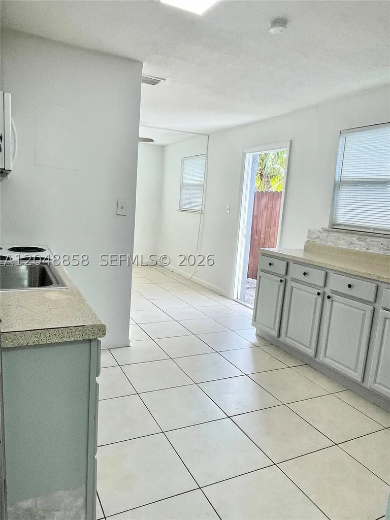 428 NW 16th Avenue Fort Lauderdale FL 33311