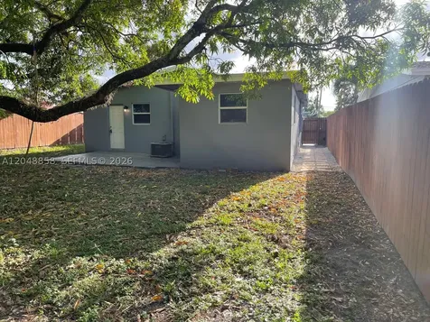 428 NW 16th Avenue Fort Lauderdale FL 33311