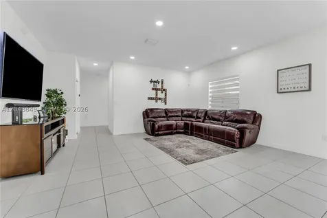 21100 SW 127th Place Miami FL 33177