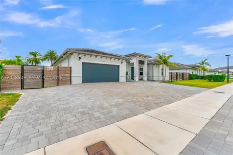 21100 SW 127th Place Miami FL 33177