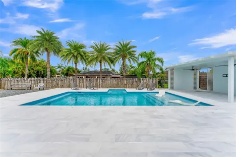 21100 SW 127th Place Miami FL 33177