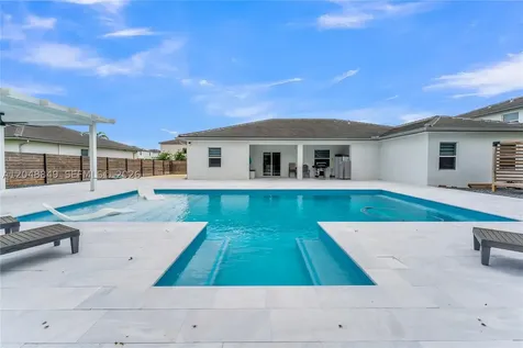 21100 SW 127th Place Miami FL 33177