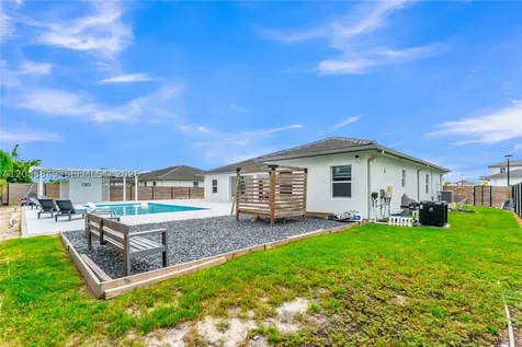 21100 SW 127th Place Miami FL 33177