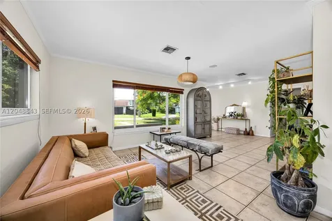 6325 SW 84th Street Miami FL 33143