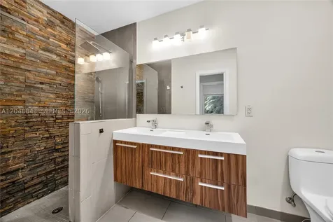 6325 SW 84th Street Miami FL 33143