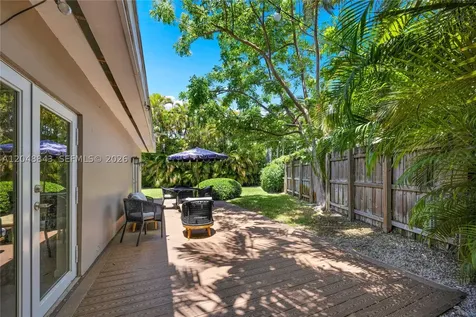 6325 SW 84th Street Miami FL 33143