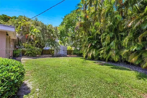 6325 SW 84th Street Miami FL 33143