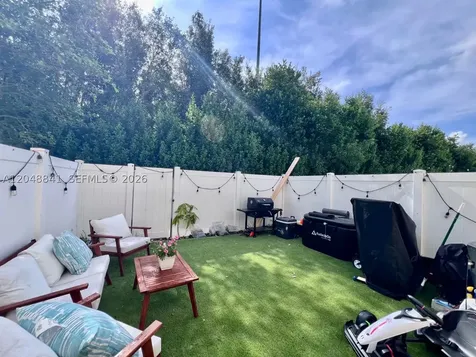 10939 W 32nd Lane Hialeah FL 33018