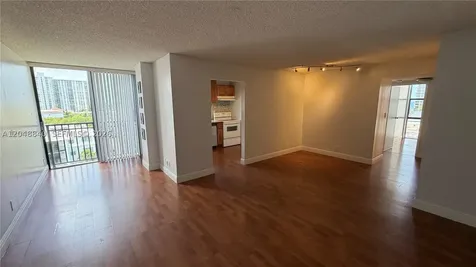 17021 N Bay Road Sunny Isles Beach FL 33160