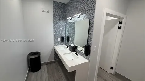 17021 N Bay Road Sunny Isles Beach FL 33160