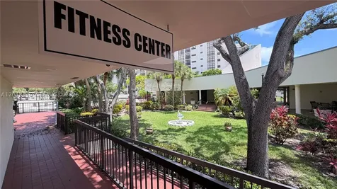 17021 N Bay Road Sunny Isles Beach FL 33160