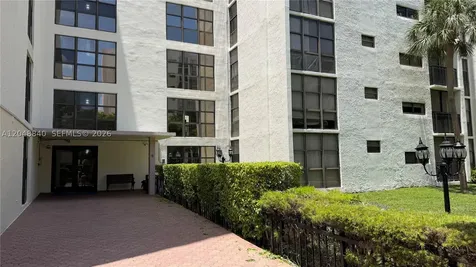 17021 N Bay Road Sunny Isles Beach FL 33160
