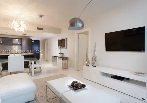 200 Biscayne Boulevard Way Miami FL 33131