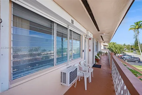 820 SW 11th Avenue Hallandale Beach FL 33009