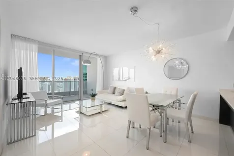 200 Biscayne Boulevard Way Miami FL 33131