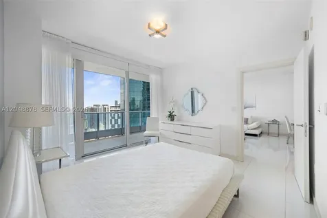 200 Biscayne Boulevard Way Miami FL 33131