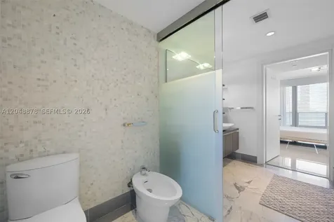200 Biscayne Boulevard Way Miami FL 33131