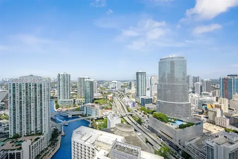 200 Biscayne Boulevard Way Miami FL 33131