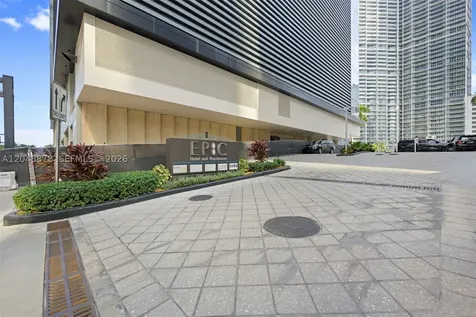 200 Biscayne Boulevard Way Miami FL 33131