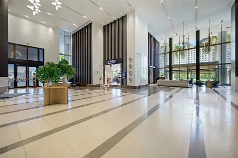 200 Biscayne Boulevard Way Miami FL 33131