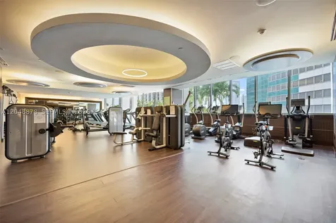 200 Biscayne Boulevard Way Miami FL 33131