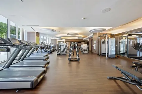 200 Biscayne Boulevard Way Miami FL 33131