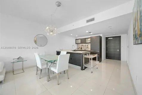 200 Biscayne Boulevard Way Miami FL 33131