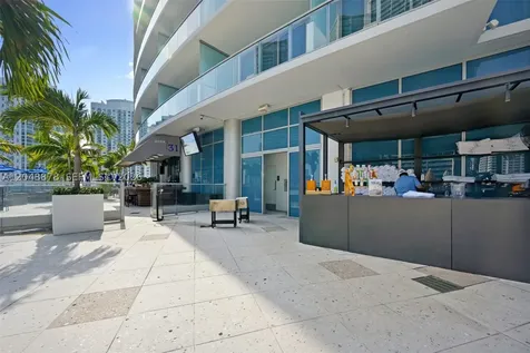 200 Biscayne Boulevard Way Miami FL 33131