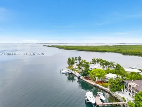 154 Redwing Road Tavernier FL 33070