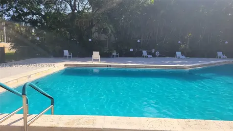 461 Ives Dairy Road Miami FL 33179