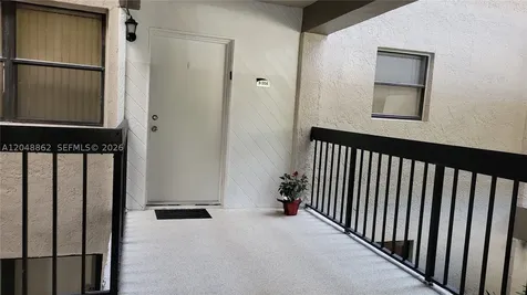 461 Ives Dairy Road Miami FL 33179