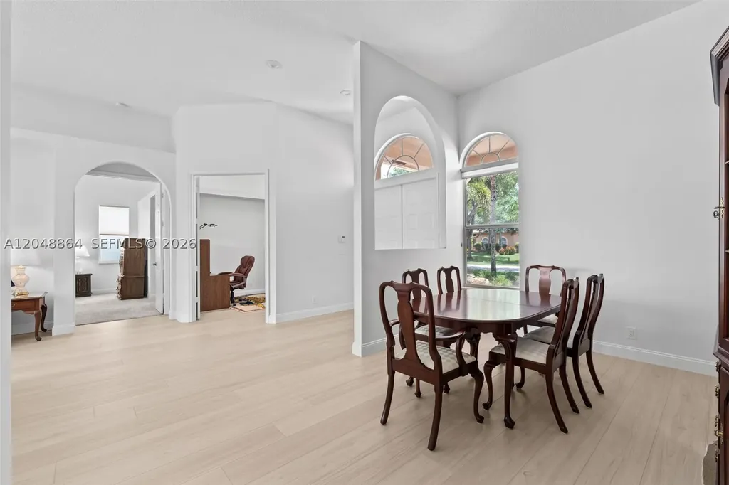 5242 NW 109th Lane Coral Springs FL 33076