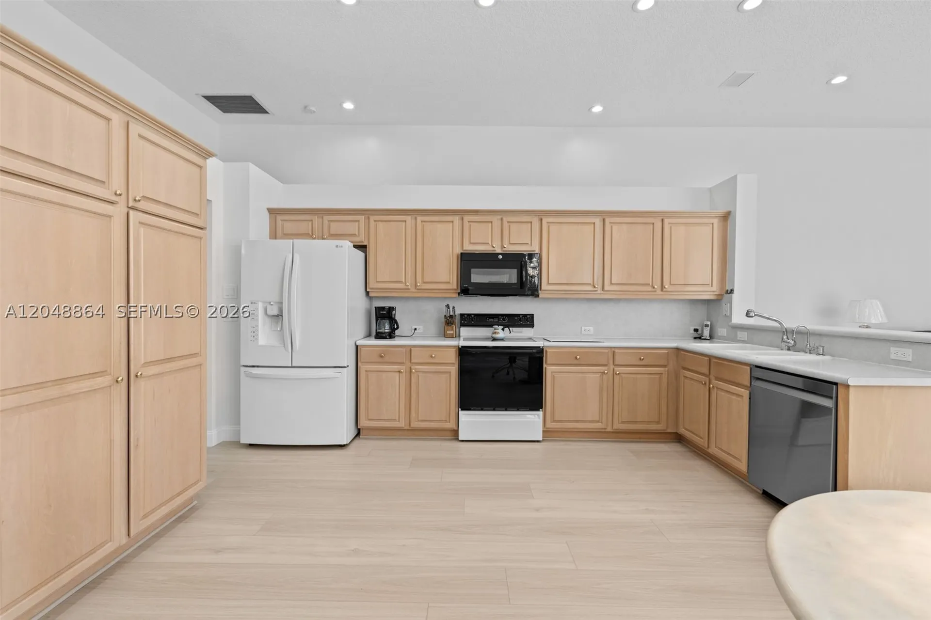 5242 NW 109th Lane Coral Springs FL 33076