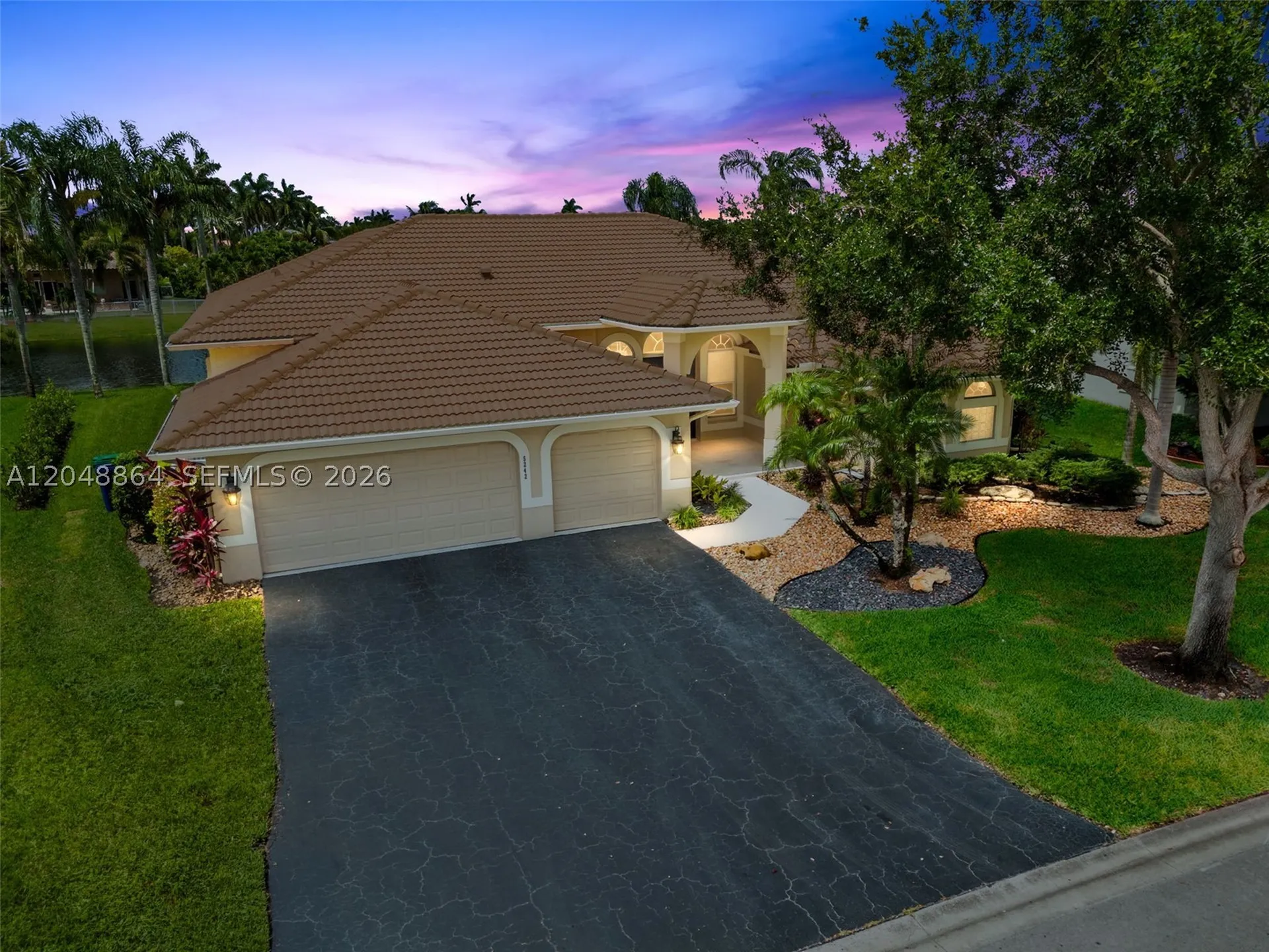 5242 NW 109th Lane Coral Springs FL 33076