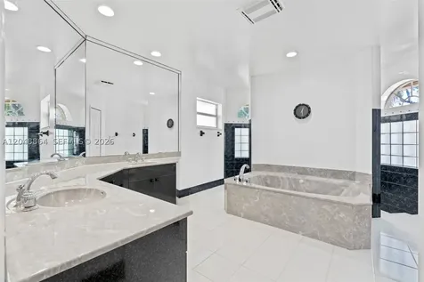 5242 NW 109th Lane Coral Springs FL 33076