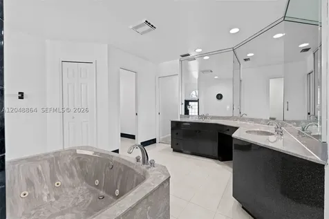 5242 NW 109th Lane Coral Springs FL 33076