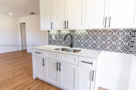 329 SE 2nd Street Hallandale Beach FL 33009