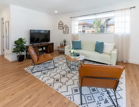 329 SE 2nd Street Hallandale Beach FL 33009