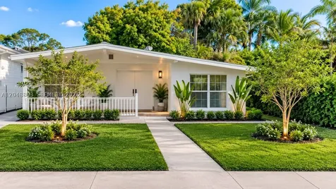 111 Poinsettia Circle NE Port Charlotte FL 33952