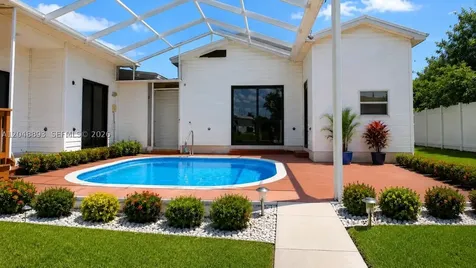 111 Poinsettia Circle NE Port Charlotte FL 33952