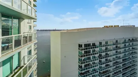 Miami FL 33132