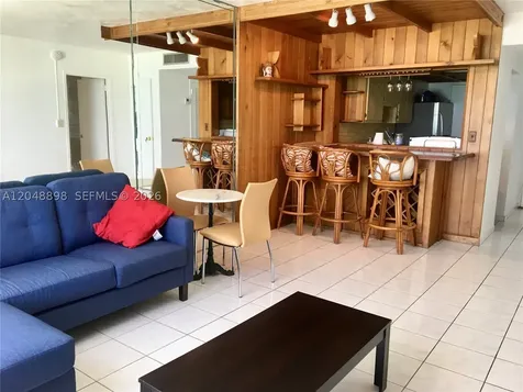 2899 Collins Avenue Miami Beach FL 33140
