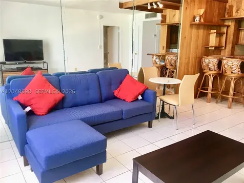 2899 Collins Avenue Miami Beach FL 33140