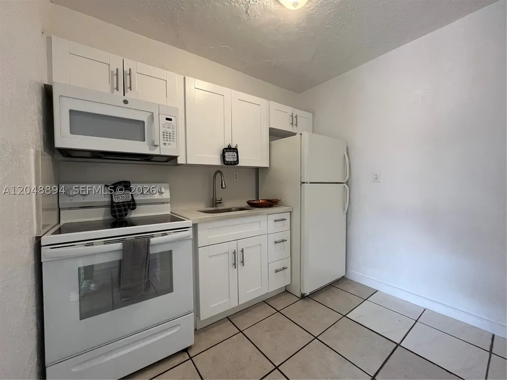 3024 NW 2nd Street Pompano Beach FL 33069