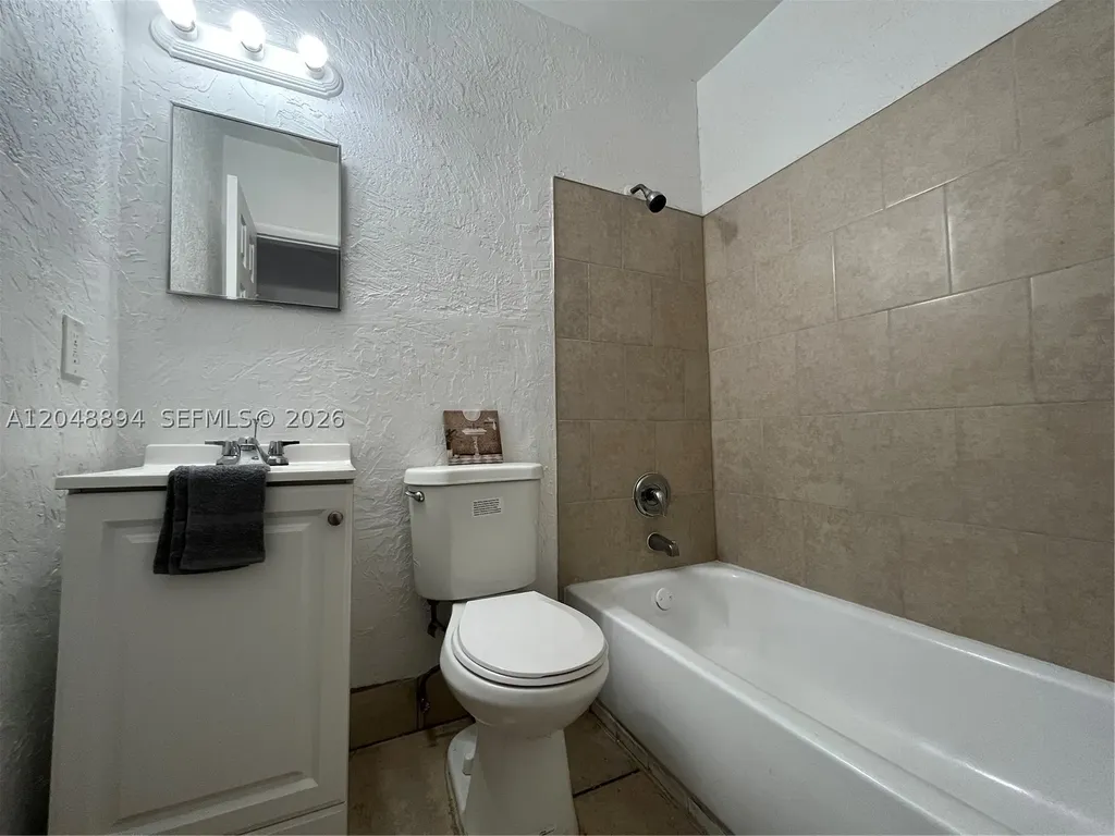 3024 NW 2nd Street Pompano Beach FL 33069
